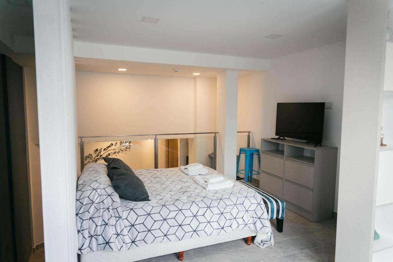 דירות Infinity Plaza Pb Calido Departamento En El Centro De אושואיה מראה חיצוני תמונה